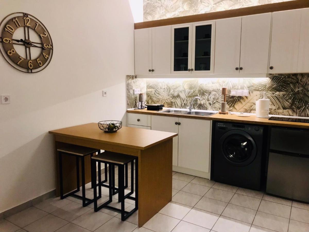 Apartamento Benaki Balsam Kalamata Exterior foto
